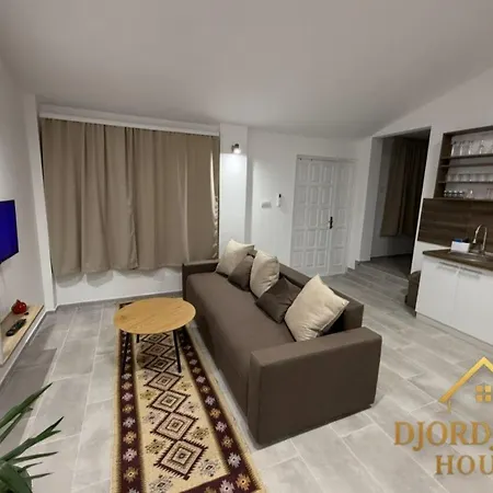 Djordjevic House Apartment