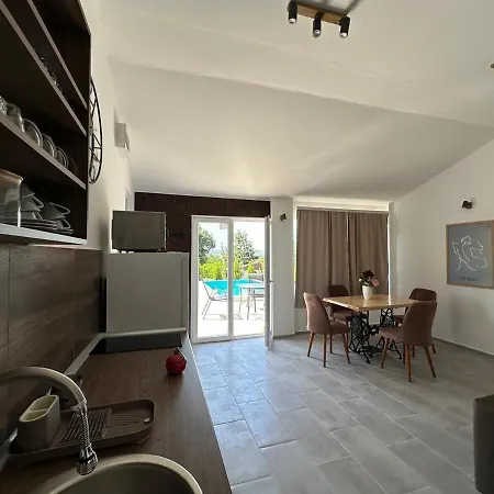 Djordjevic House Apartment