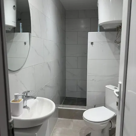 Djordjevic House Apartment